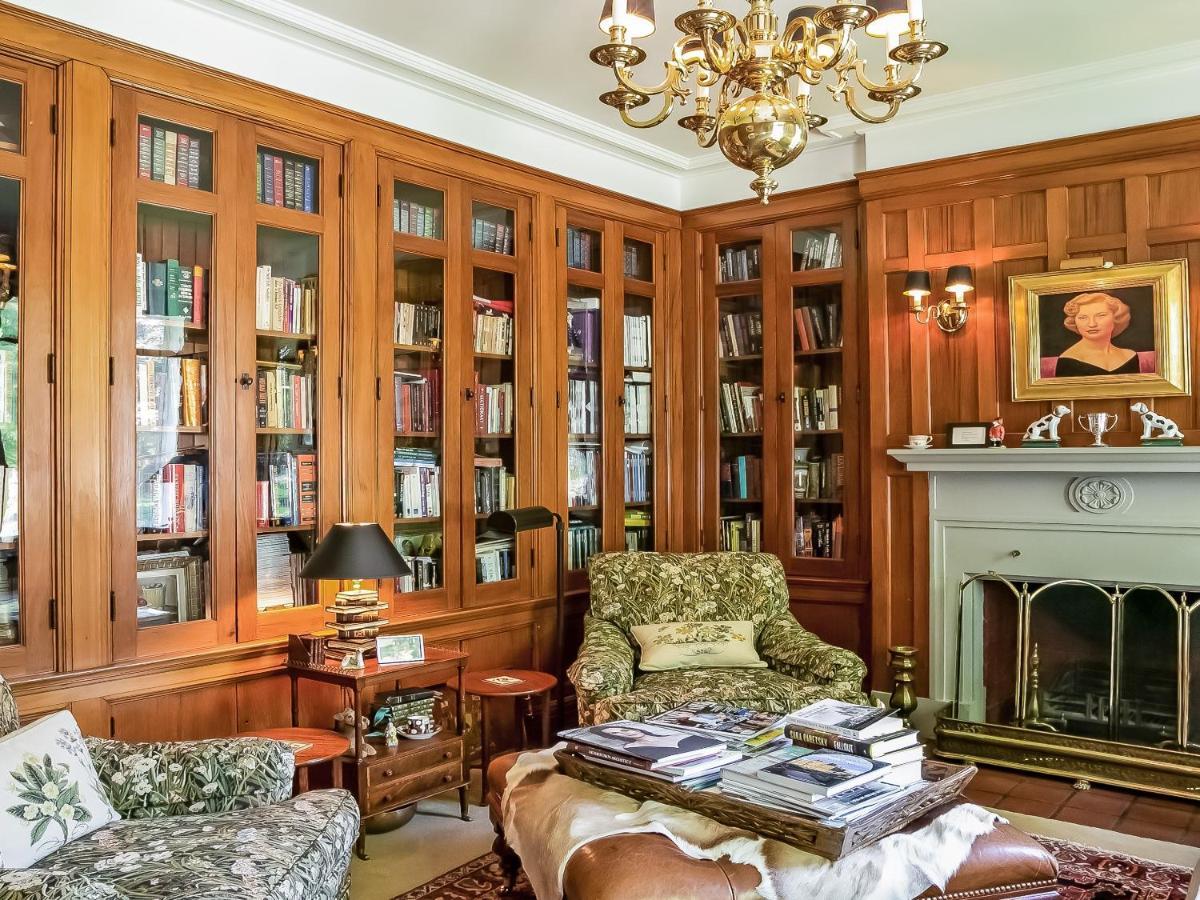 Bishops Hall (Adults Only) オーク・パーク エクステリア 写真